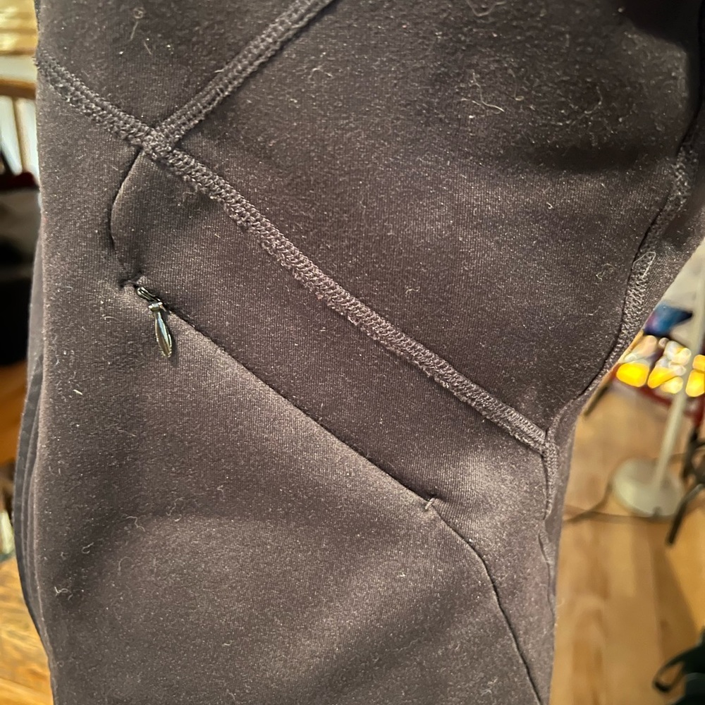 Eddie Bauer Warm Technical Hoodie with zip pockets - Size Small - Picture 3 of 4